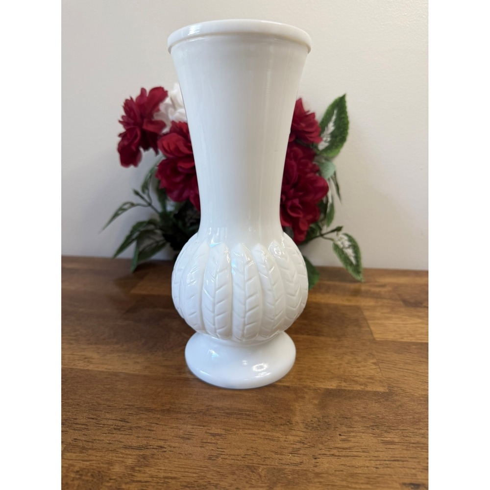 Vintage Leaf Pattern Milk Glass Vase White Pedestal Mid-Century Design Wedding